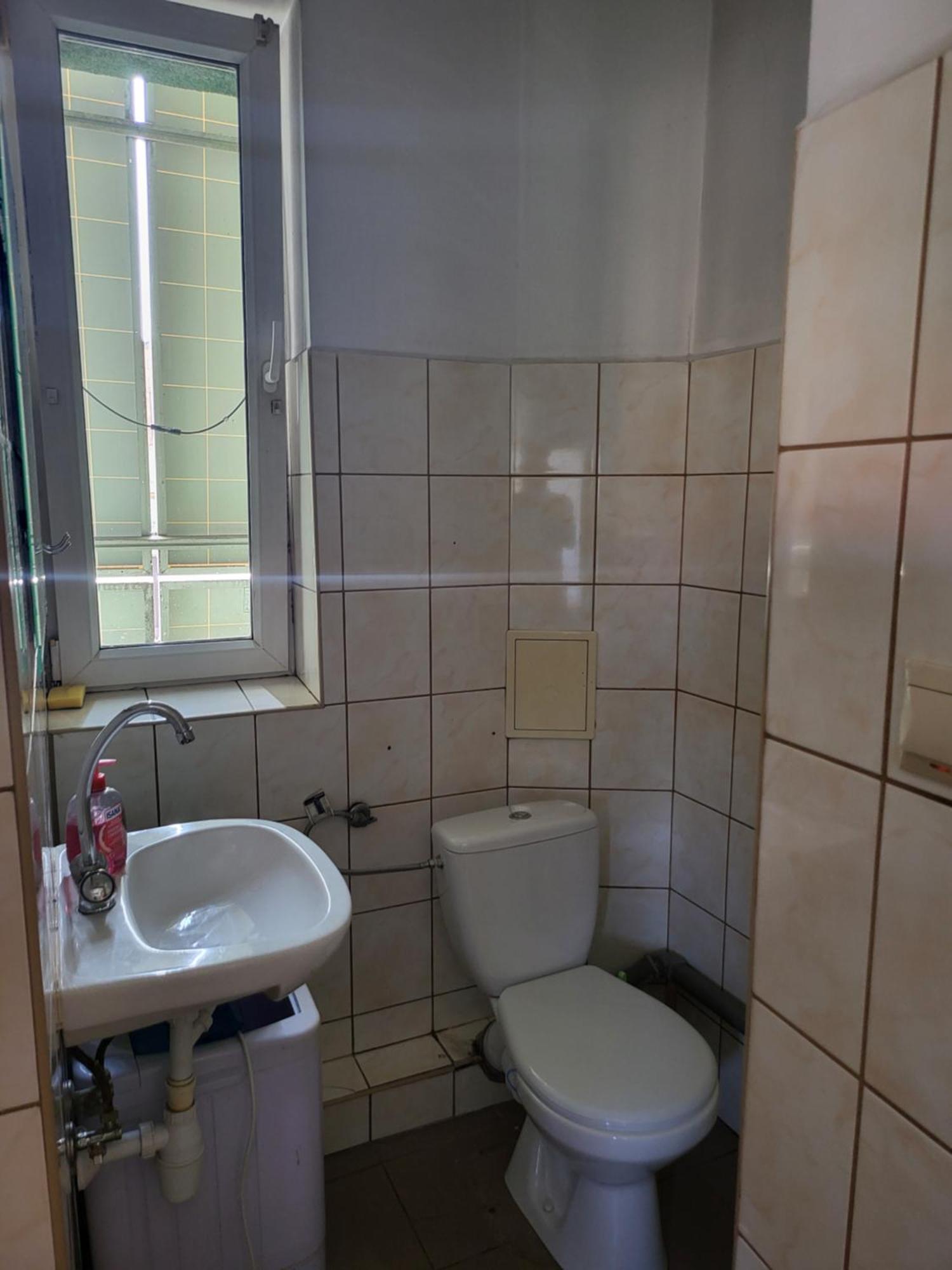 Alfa Noclegi Jedrzejow Ngoại thất bức ảnh